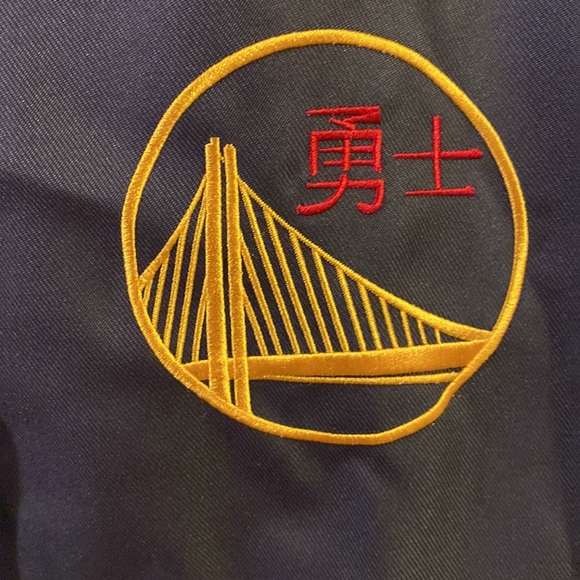 Warriors women’s bomber jacket size medium. - Picture 2 of 9